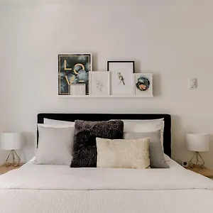 Apartment Sophisticated Long With Patio Dining And Parking Nrp21-00185