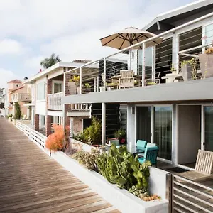 Apartment Oceanfront Oasis